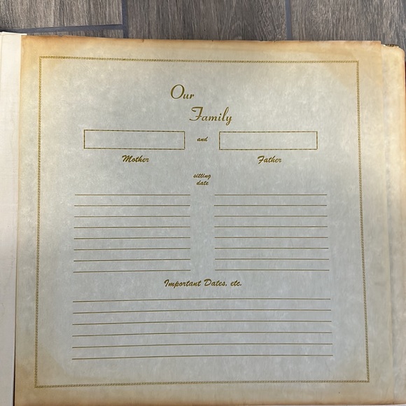 Top grain leather, vintage photo album. Removable inserts, gold capped edges - Picture 3 of 7